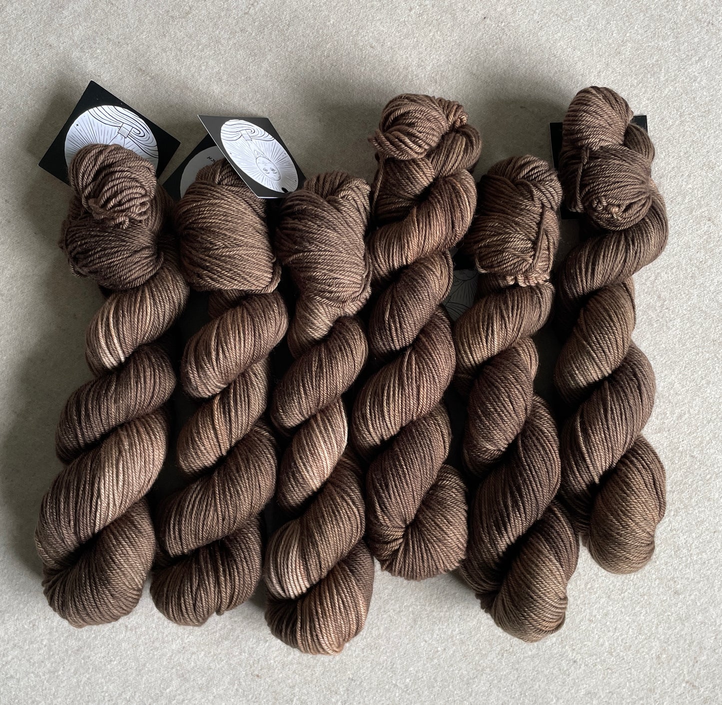 Full Moon 8Ply - DK/Worsted Weight