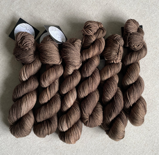 Full Moon 8Ply - DK/Worsted Weight
